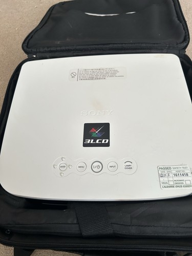 Sony data projector vplex4 - sony,