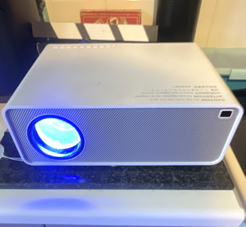 Desktop projector white 1080p - projector,