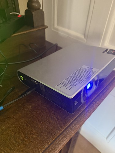 Sony data projector model - projector,
