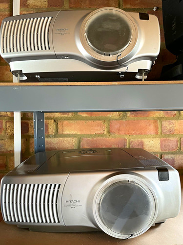 Hitachi x1250 4500 ansi - 4500,